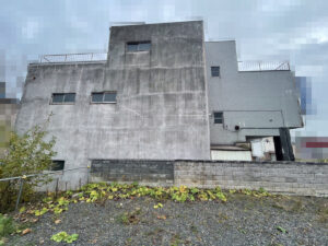北海道紋別市の3階建てRCビル一棟246.47坪 解体工事前